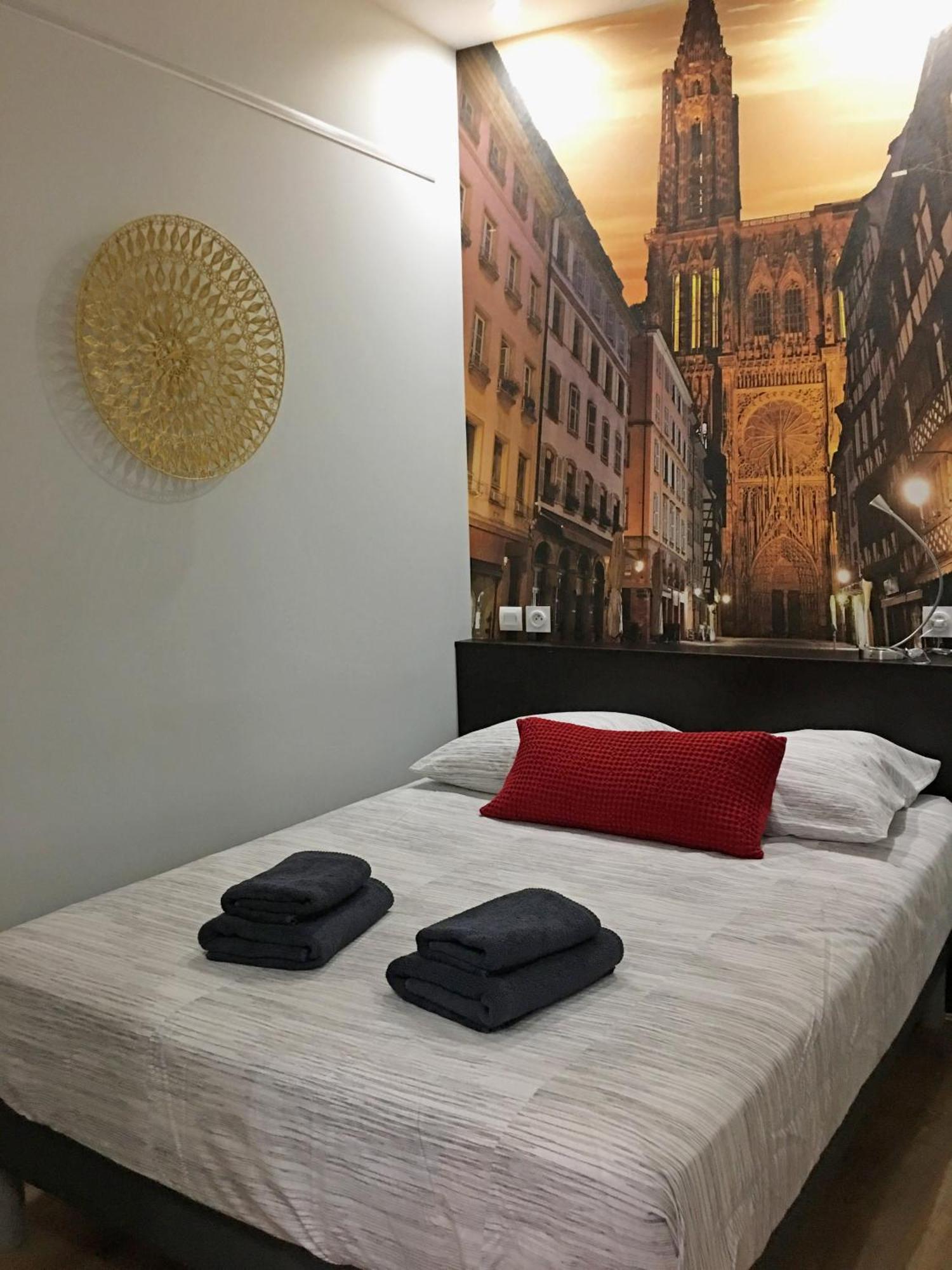 Les Appartements De L'Epine Страсбург Екстериор снимка